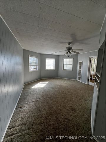 311 E A Street, Atoka, OK 74525