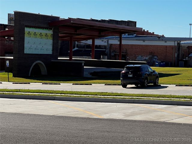 311 E A Street, Atoka, OK 74525