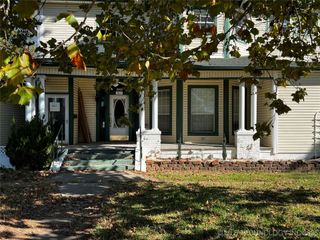 311 E A Street, Atoka, OK 74525