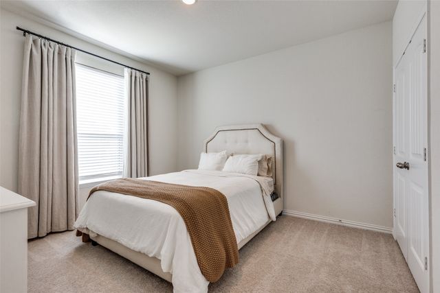 110 Ridgetop Trail, Rhome, TX 76078