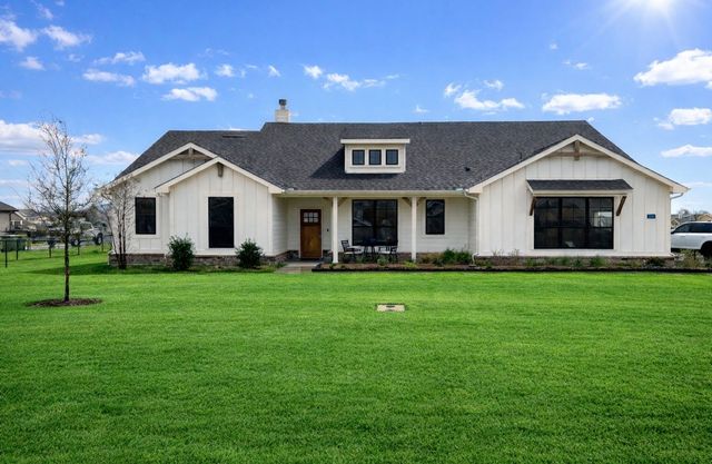 110 Ridgetop Trail, Rhome, TX 76078