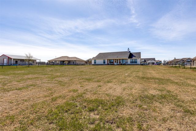 110 Ridgetop Trail, Rhome, TX 76078