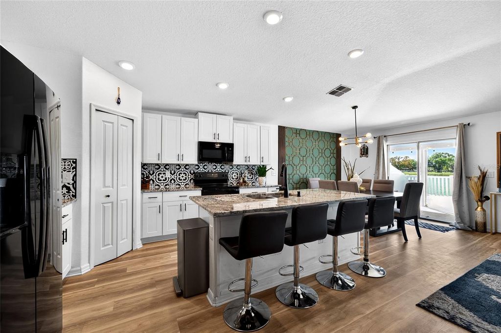 Image 23 of property listing at 3713 ROMANO BUSCIGLIO STREET, Tampa, FL 33619