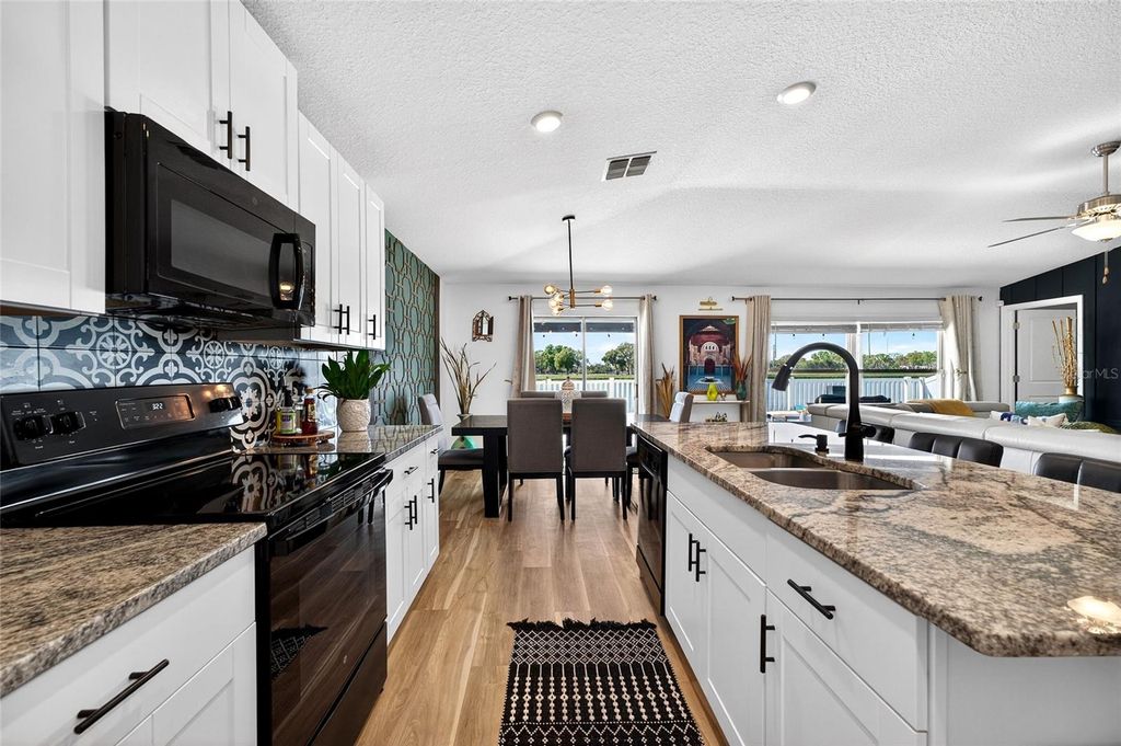 Image 24 of property listing at 3713 ROMANO BUSCIGLIO STREET, Tampa, FL 33619