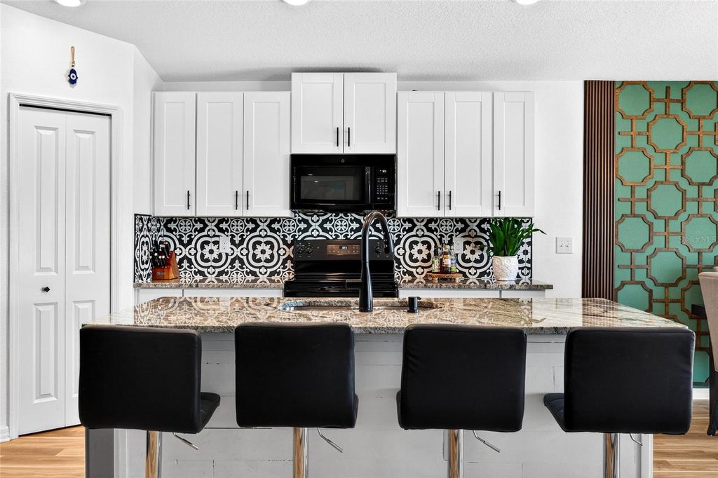 Image 25 of property listing at 3713 ROMANO BUSCIGLIO STREET, Tampa, FL 33619