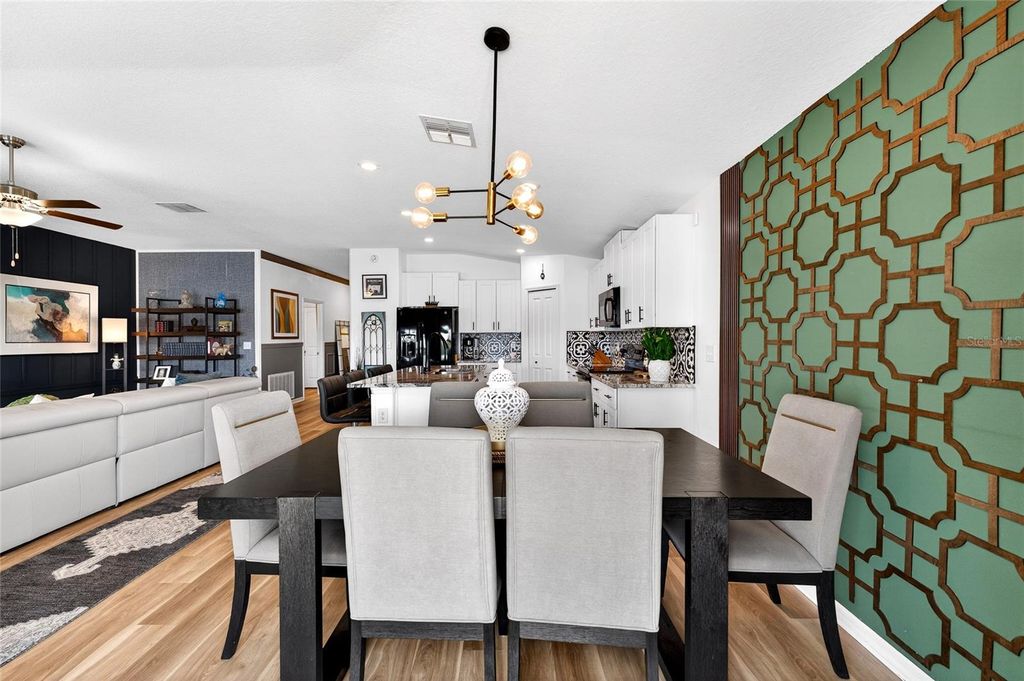 Image 29 of property listing at 3713 ROMANO BUSCIGLIO STREET, Tampa, FL 33619