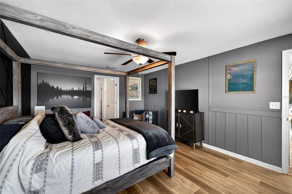 Image 31 of property listing at 3713 ROMANO BUSCIGLIO STREET, Tampa, FL 33619