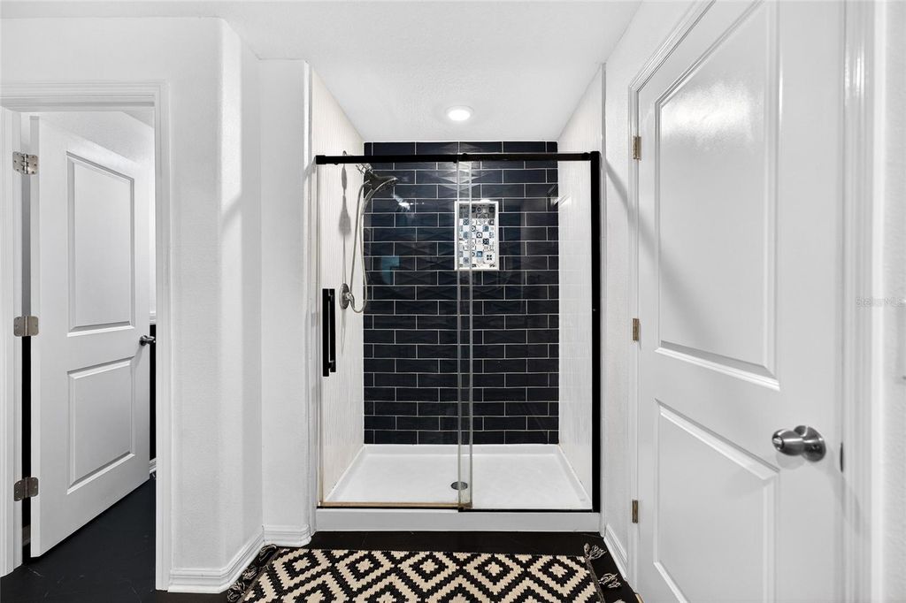 Image 37 of property listing at 3713 ROMANO BUSCIGLIO STREET, Tampa, FL 33619