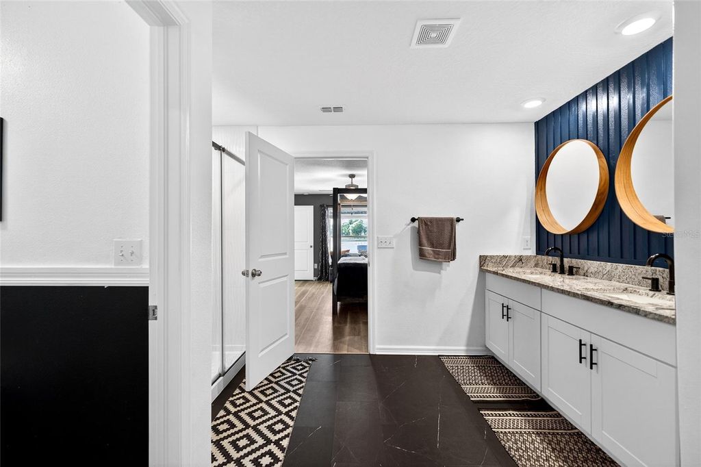 Image 38 of property listing at 3713 ROMANO BUSCIGLIO STREET, Tampa, FL 33619