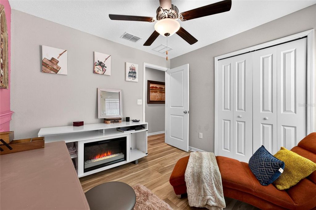 Image 45 of property listing at 3713 ROMANO BUSCIGLIO STREET, Tampa, FL 33619