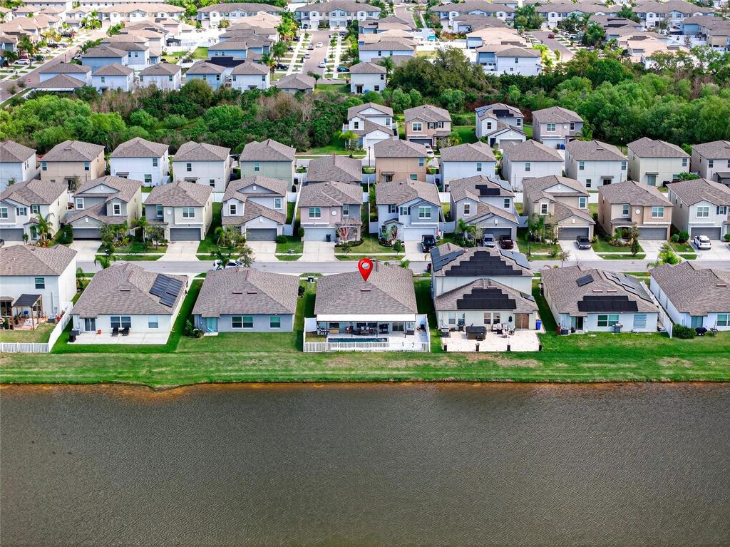 Image 51 of property listing at 3713 ROMANO BUSCIGLIO STREET, Tampa, FL 33619