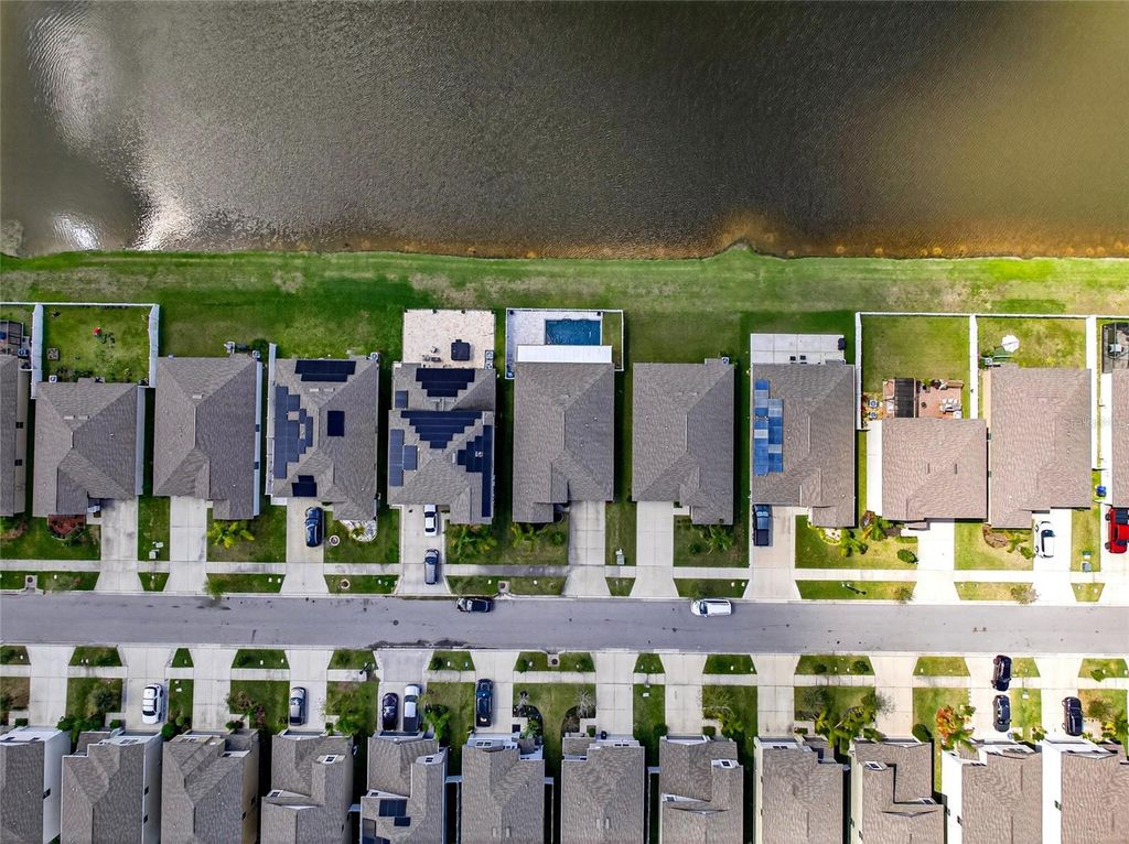 Image 54 of property listing at 3713 ROMANO BUSCIGLIO STREET, Tampa, FL 33619