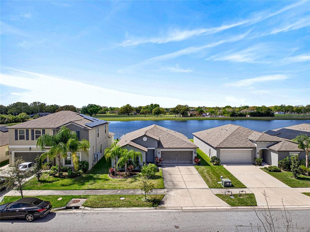 Image 60 of property listing at 3713 ROMANO BUSCIGLIO STREET, Tampa, FL 33619