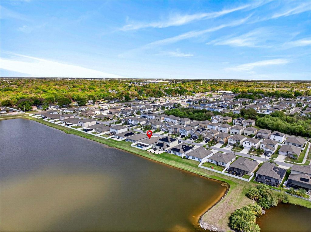 Image 70 of property listing at 3713 ROMANO BUSCIGLIO STREET, Tampa, FL 33619