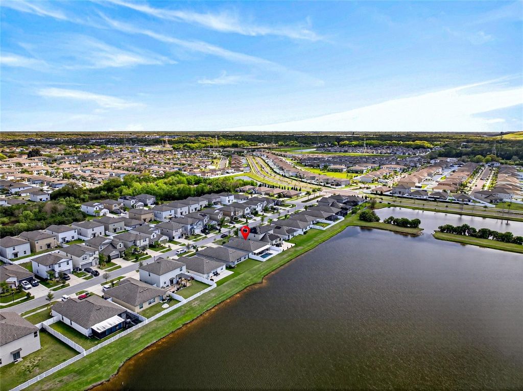 Image 71 of property listing at 3713 ROMANO BUSCIGLIO STREET, Tampa, FL 33619