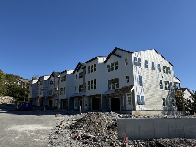 2002 Sonya Terrace, Nashville, TN 37209