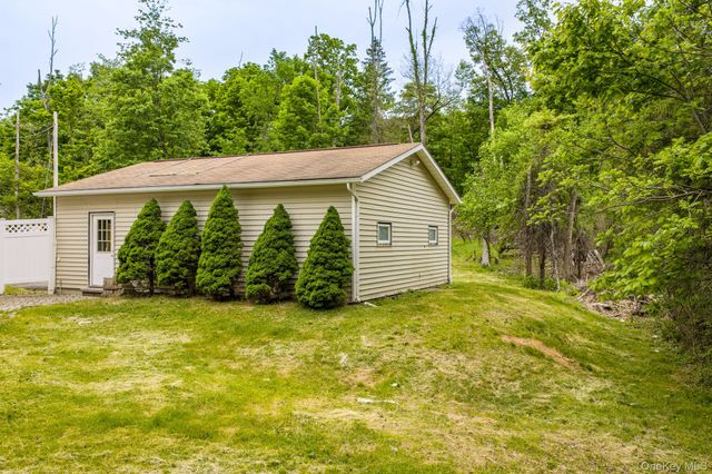 225 Upper Road, Middletown, NY 10940