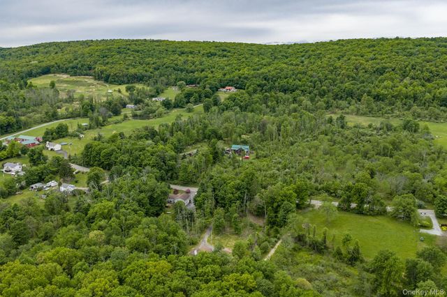 225 Upper Road, Middletown, NY 10940