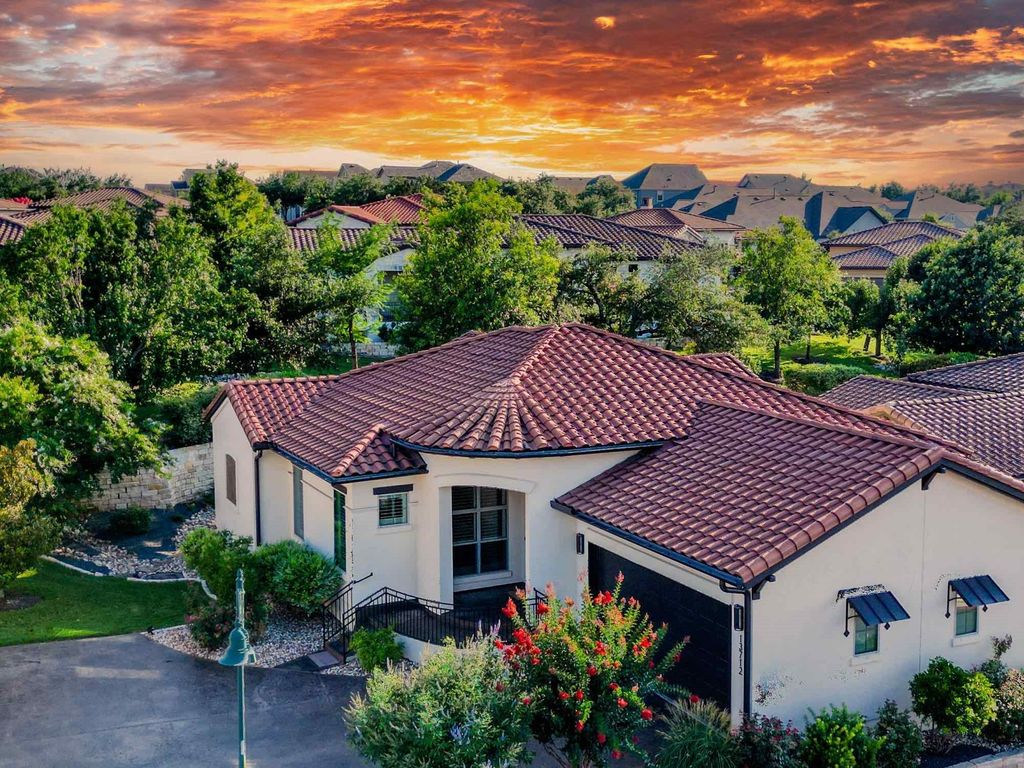13712 Golden Wave LOOP 48, Bee Cave, TX 78738