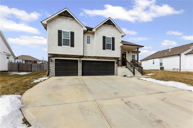 3727 NW 95th Street, Kansas City, MO 64154