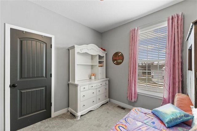 3727 NW 95th Street, Kansas City, MO 64154