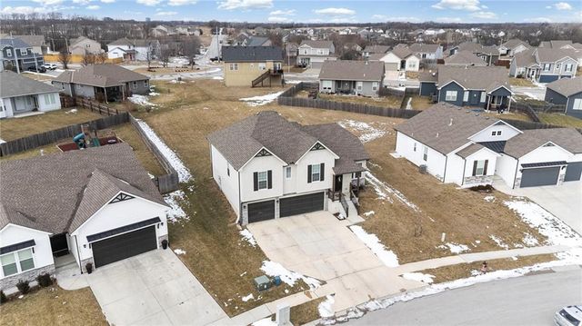 3727 NW 95th Street, Kansas City, MO 64154