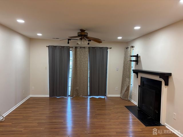 60 Lear Court, East Brunswick, NJ 08816