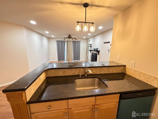 60 Lear Court, East Brunswick, NJ 08816