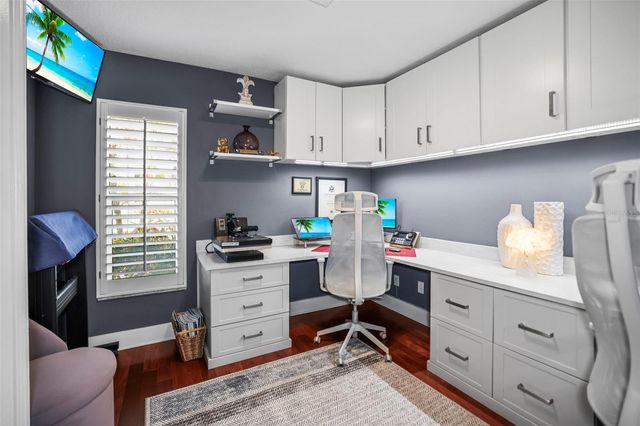 18406 EASTWYCK DR, Tampa, FL 33647