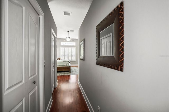 18406 EASTWYCK DR, Tampa, FL 33647