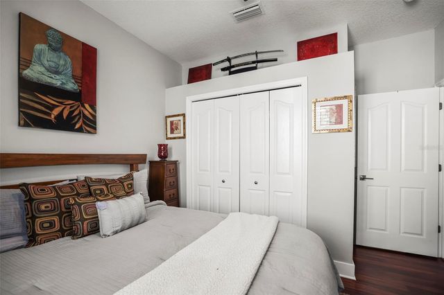 18406 EASTWYCK DR, Tampa, FL 33647