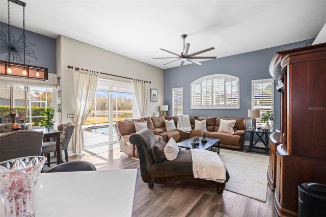 18406 EASTWYCK DR, Tampa, FL 33647