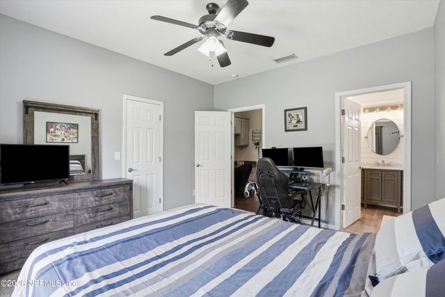 4621 W SENECA Drive, St. Johns, FL 32259