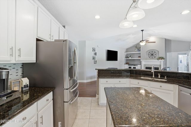 4621 W SENECA Drive, St. Johns, FL 32259