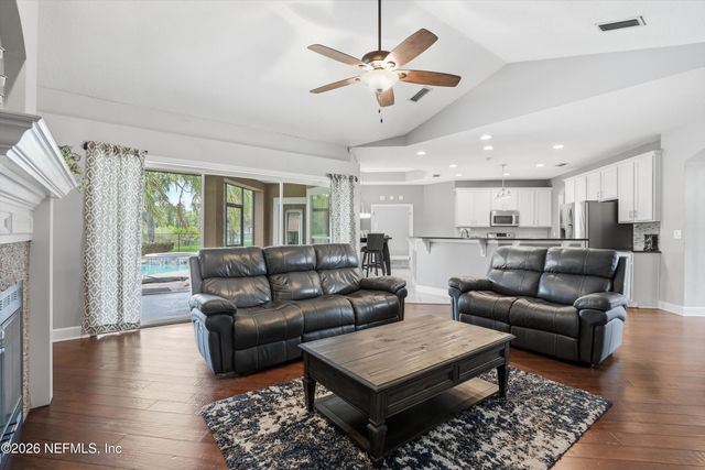 4621 W SENECA Drive, St. Johns, FL 32259