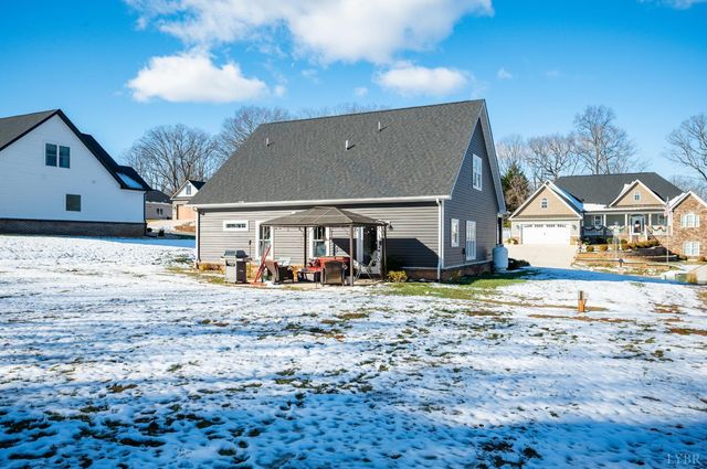 180 Timber Ridge Drive, Forest, VA 24551