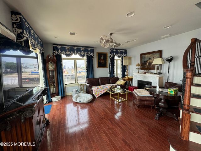 36 Beach Street, Sea Bright, NJ 07760