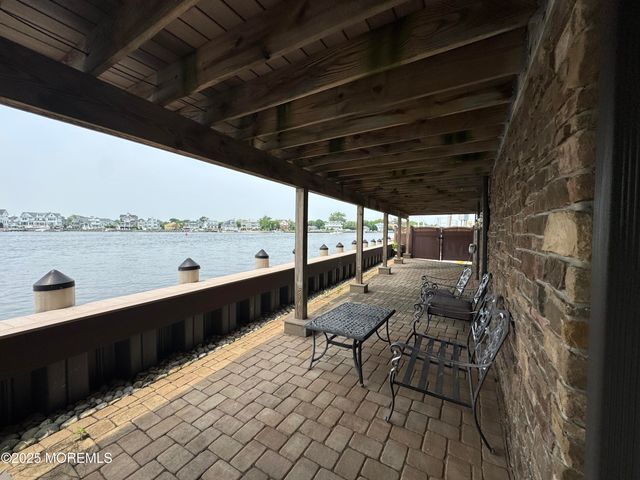 36 Beach Street, Sea Bright, NJ 07760