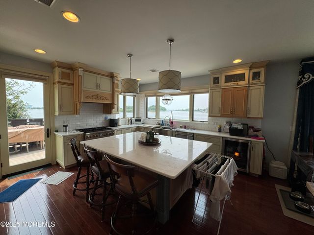 36 Beach Street, Sea Bright, NJ 07760