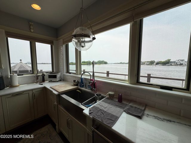 36 Beach Street, Sea Bright, NJ 07760