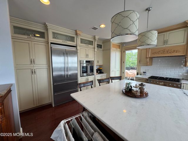 36 Beach Street, Sea Bright, NJ 07760