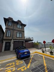 36 Beach Street, Sea Bright, NJ 07760