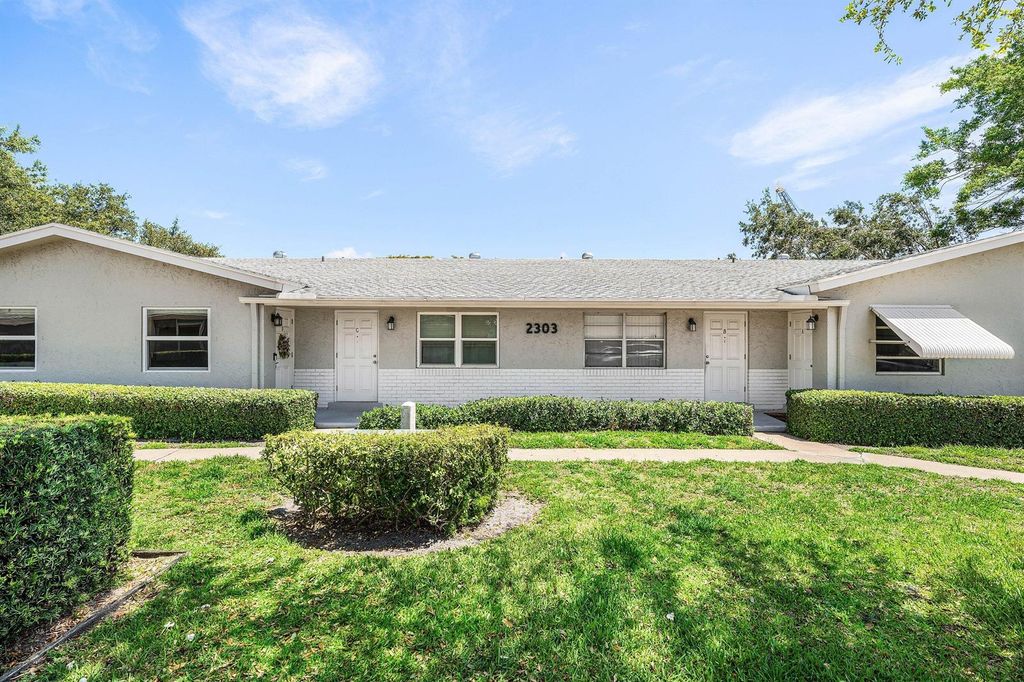 2303 Lowson Boulevard D, Delray Beach, FL 33445