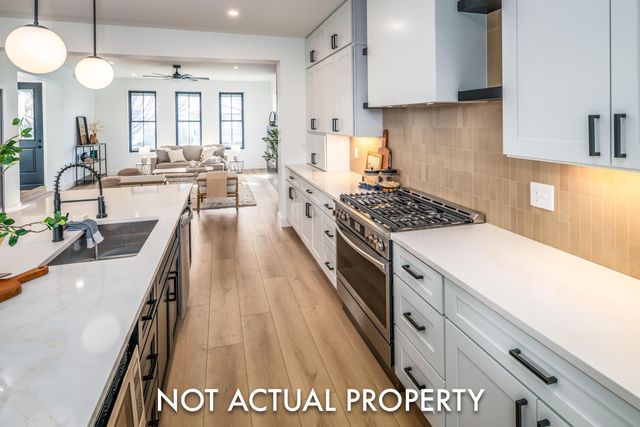 1710 Oak Street, Columbus, OH 43205