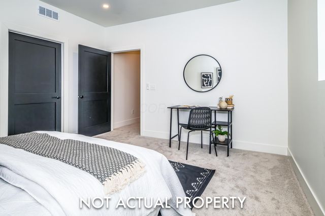 1710 Oak Street, Columbus, OH 43205