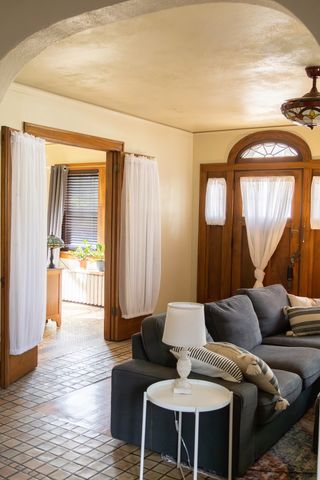 1619 GRANT Avenue, Rockford, IL 61103