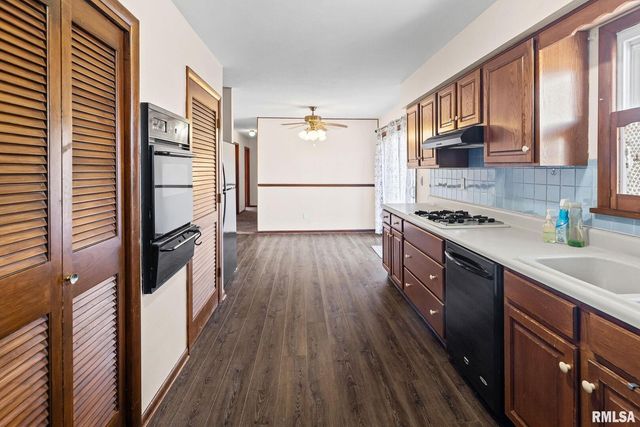 8 Ronnies Terrace, Centralia, IL 62801