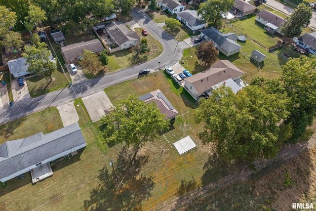 8 Ronnies Terrace, Centralia, IL 62801