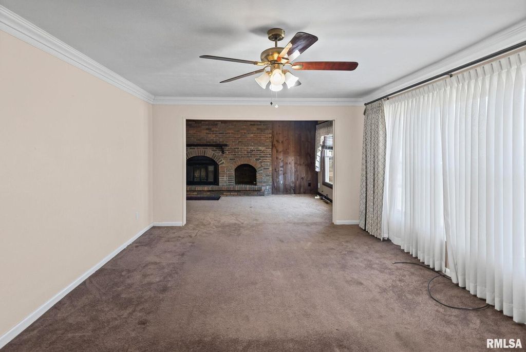 Image 14 of property listing at 8 Ronnies Terrace, Centralia, IL 62801