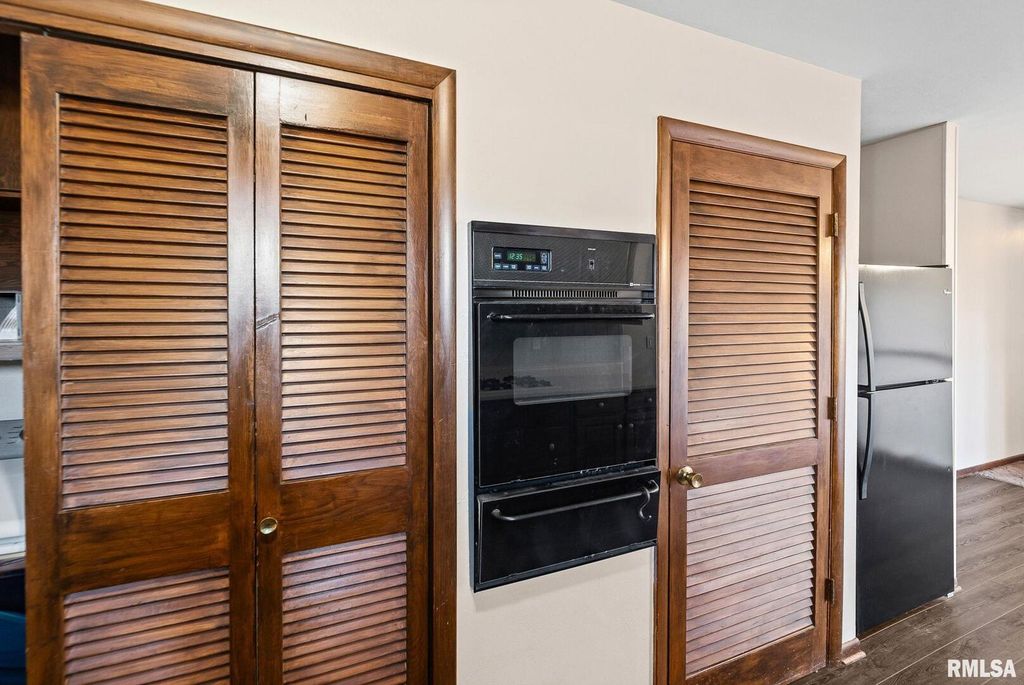 Image 26 of property listing at 8 Ronnies Terrace, Centralia, IL 62801